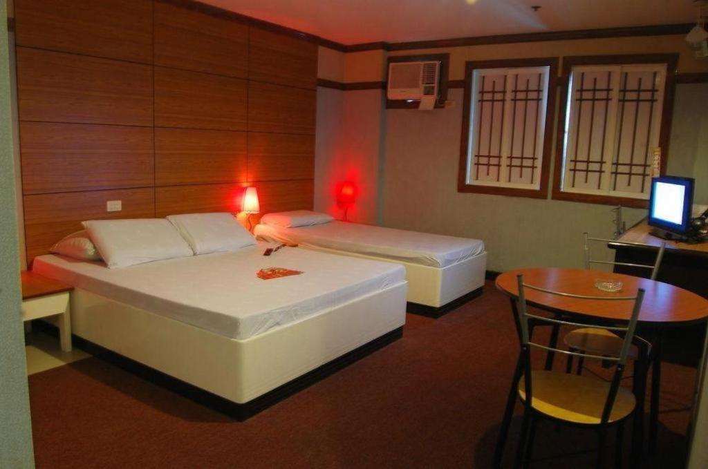 Hotel Sogo Sta Mesa Manila Exterior photo