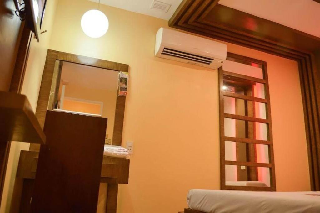 Hotel Sogo Sta Mesa Manila Exterior photo